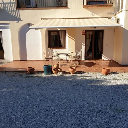 Apartament Delightful Spacious 2 Bed In