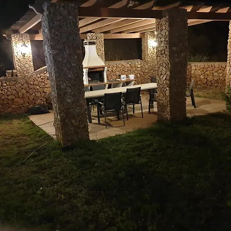 Delightful Spacious 2 Bed In Nerja